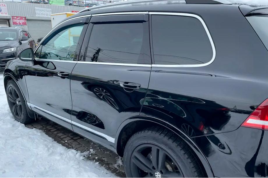 Volkswagen Touareg 2010-2018 Windabweiser mit Chromleisten (4 Stk, HIC) Foto 11