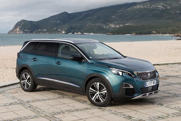 Übersicht Crossover Peugeot 5008 die zweite Generation