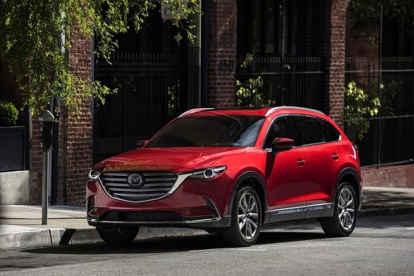 Die zweite Generation des Full-size-Crossover Mazda CX-9