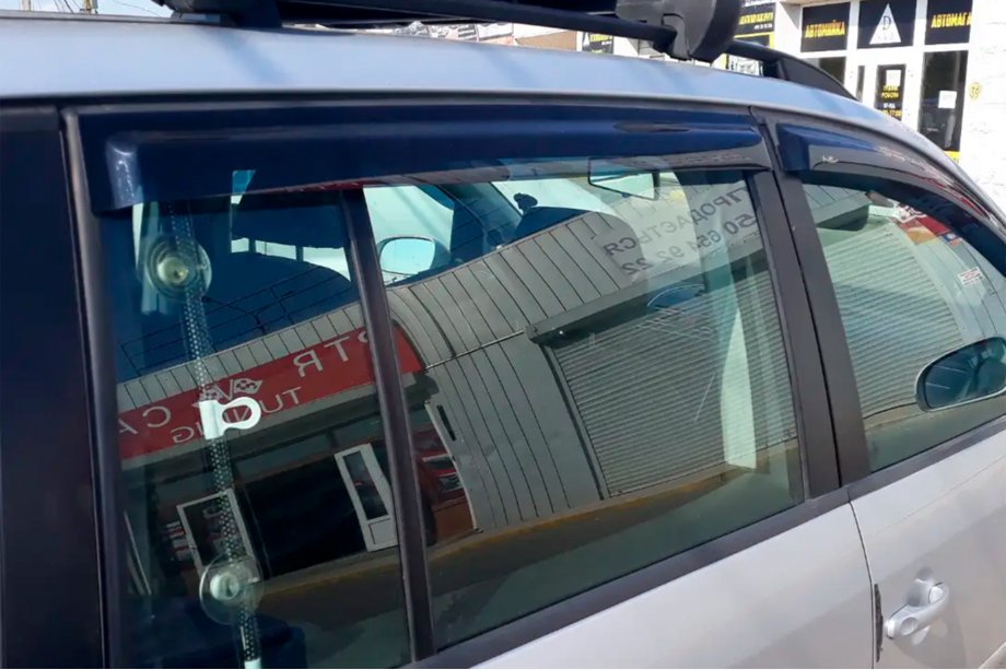 Volkswagen Touran 2003-2010 Windabweiser (4 Stk, HIC) Foto 15