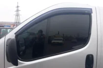 Nissan Primastar 2002-2014 Windabweiser (2 Stk, HIC) Foto 11
