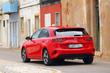 Überblick der Dritten Generation Kia Ceed Fließheck Foto 2