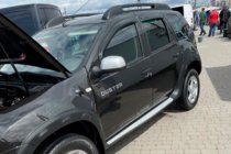 Dacia Duster 2008-2018 Windabweiser (4 Stk, HIC) Foto 2