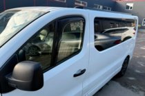 Opel Vivaro 2015-2019 Windabweiser zum Einstecken (2 Stk, HIC) Foto 2