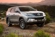 Übersicht Siebensitzer Rahmen des SUV Toyota Fortuner Foto 13