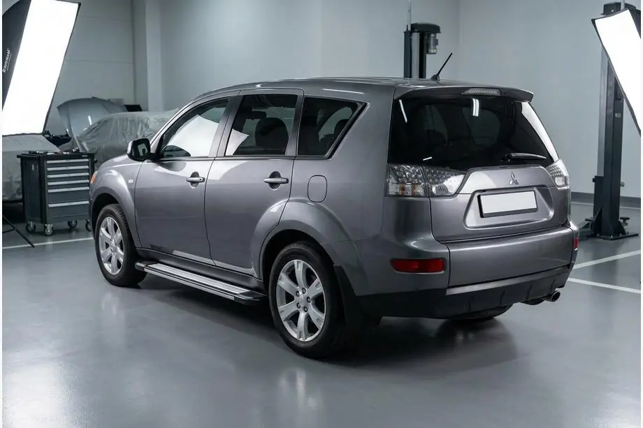 Mitsubishi Outlander 2006-2012 Trittbretter Rainbow (2 Stk., Alu) Image