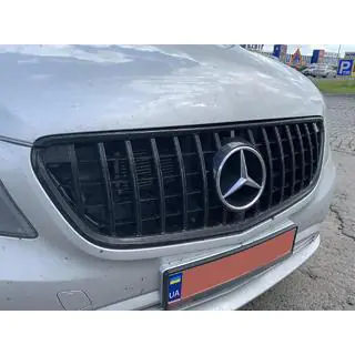 Frontgrill GT Panamericana Schwarz (2014-2023 für Vito W447) Foto 3