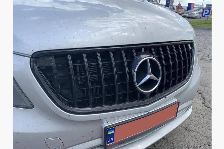 Mercedes Vito/V-class W447 2014- Frontgrill GT Panamericana Schwarz (2014-2023 für Vito W447) Foto 3
