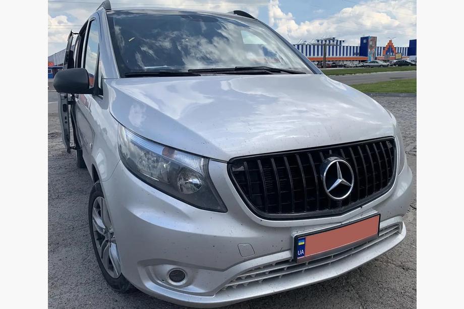 Mercedes Vito/V-class W447 2014- Frontgrill GT Panamericana Schwarz (2014-2023 für Vito W447) Foto 1