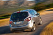 Übersicht der kompakte Minivan Opel Meriva B Foto 11