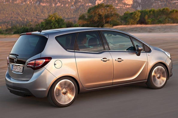 Übersicht der kompakte Minivan Opel Meriva B