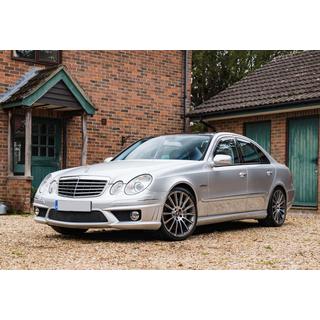 Bodykit Satz (AMG E63) Mercedes E-сlass W211 2002-2009 Foto 2