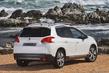 Aktualisierte Modifikation des kompakten Crossover Peugeot 2008 Foto 4