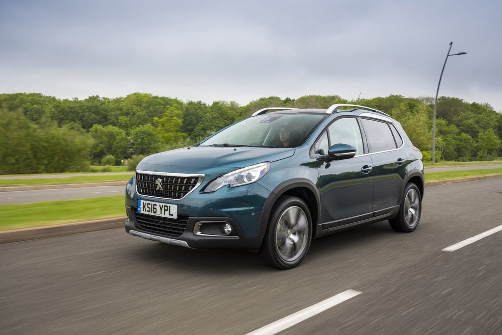 Aktualisierte Modifikation des kompakten Crossover Peugeot 2008