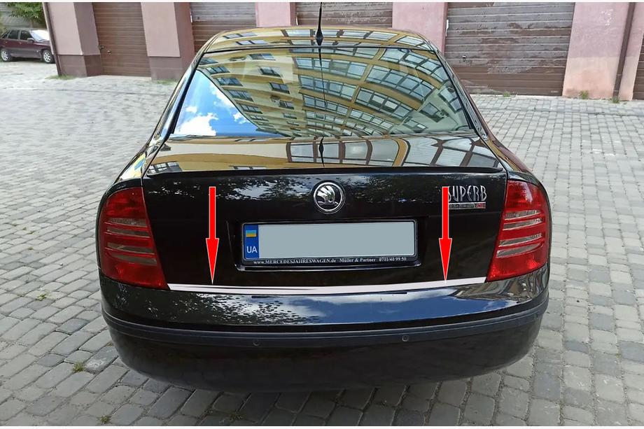 Skoda Superb 2001-2009 Kofferraumleiste Edelstahl Image