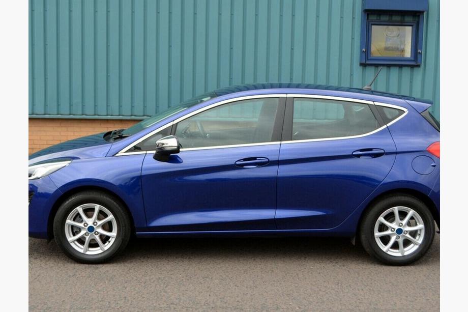 Ford Fiesta 2017- Komplett Fensterrahmen OmsaLine (16 Stk, Edelstahl) Image