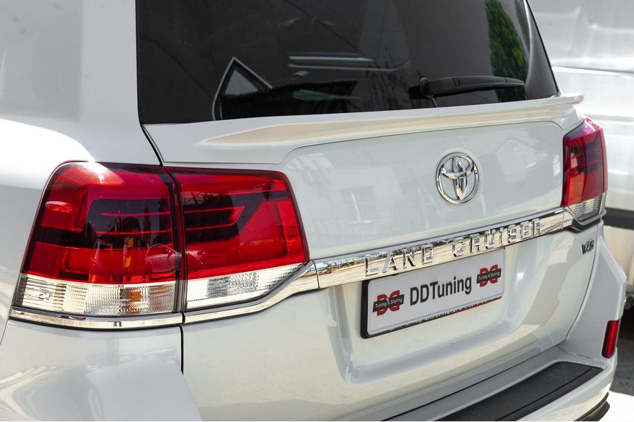 Toyota Land Cruiser 200 2007-2021 WALD Heckspoiler (unten, 2016-2021) Image