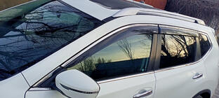 Nissan X-trail T32/Rogue 2014-2021 Windabweiser mit Chromleiste (4 Stk., Niken) Foto 6