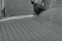 SsangYong Rexton I 2001-2017 Kofferraumwanne (Novline) Einführung Foto 4