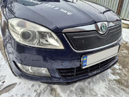 Skoda Roomster 2006-2015 Winterabdeckung für Kühlergrill (2010+, oben) Foto 1