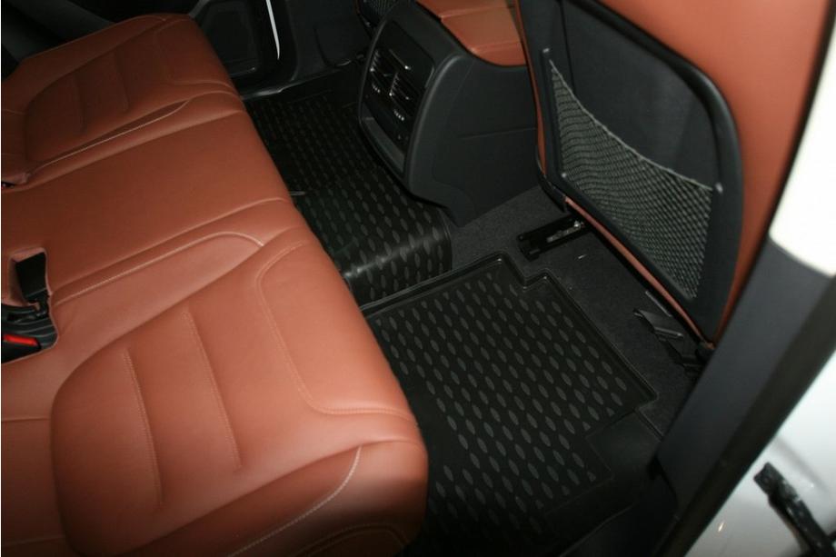 Volkswagen Touareg 2010-2018 3D Gummimatten für Innenraum (4 Stk, Novline) mit 2-Zonen-Klimaautomatik Foto 3
