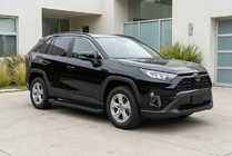 Toyota Rav 4 2019–2025 Trittbretter Allmond Black (2 Stk., Aluminium) Foto 1