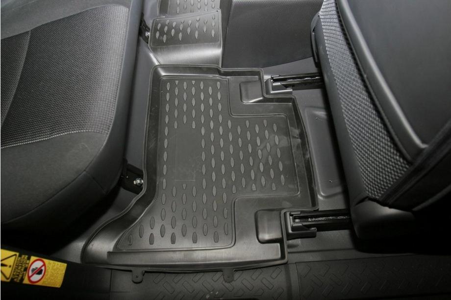 Toyota FJ Cruiser 2006-2022 Gummimatten für den Innenraum (4 Stk, Novline) Foto 3