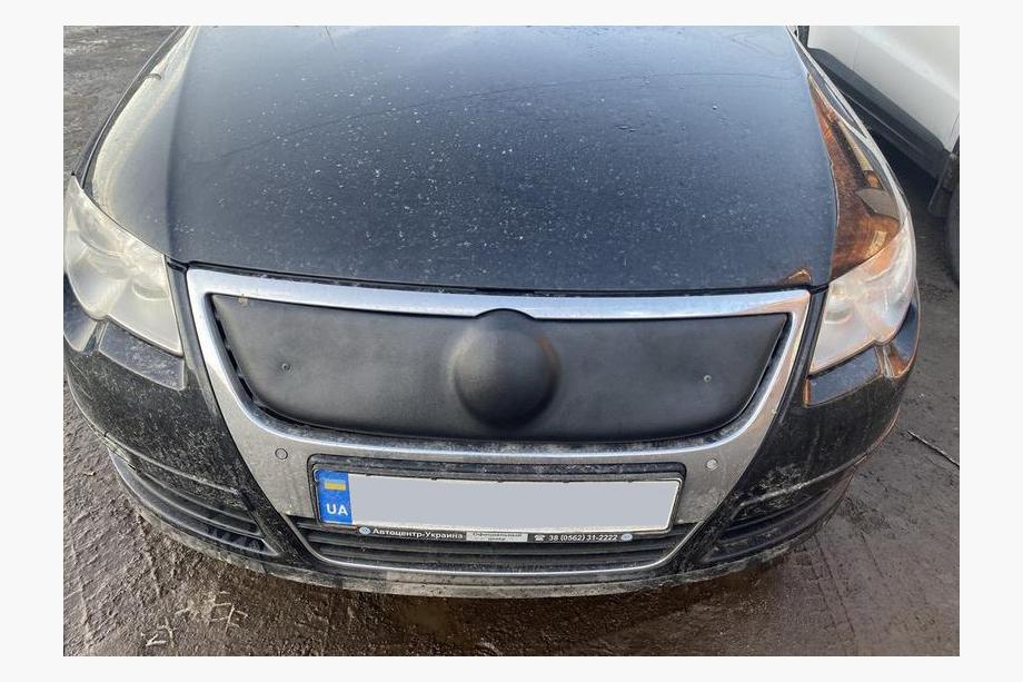 Volkswagen Passat B6 2006-2012 Winterabdeckung für Kühlergrill (oben) glänzend Foto 2