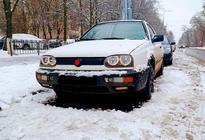 Volkswagen Golf 3 1991-2001 Winterabdeckung für Kühlergrill Foto 1