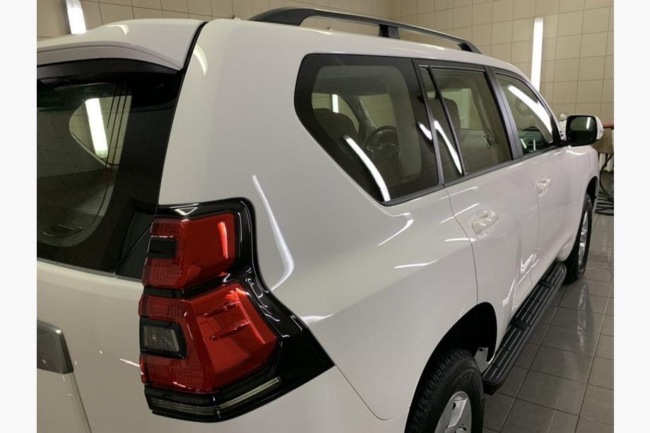 Toyota Land Cruiser Prado 150 2009-2023 Dachreling türkisches Design (Schwarz, 2 Stk) Metallfüße Foto 8