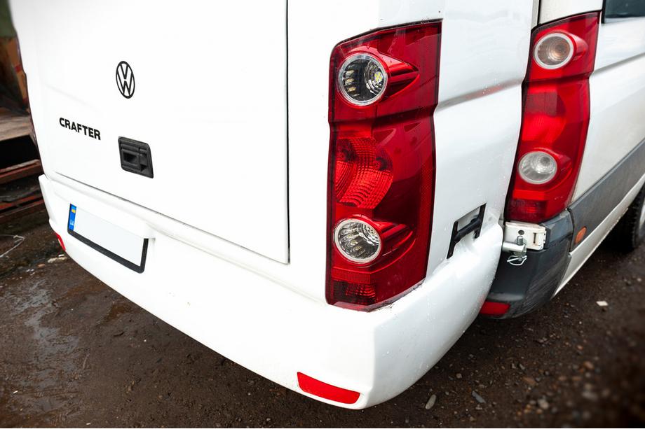 Volkswagen Crafter 2006-2016 Dachträger (grundiert zum Lackieren) Foto 8