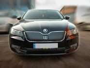 Skoda Superb 2015-2024 Winterabdeckung für Kühlergrill (2015-2019, oben) Foto 1