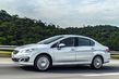 Übersicht der kompakten Limousine des Peugeot 408 Foto 9
