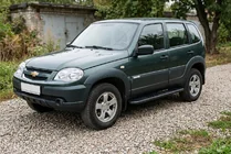 Chevrolet Niva 1998-2020 Seitenschweller Bosphore Black (2 Stk., Aluminium) Foto 1