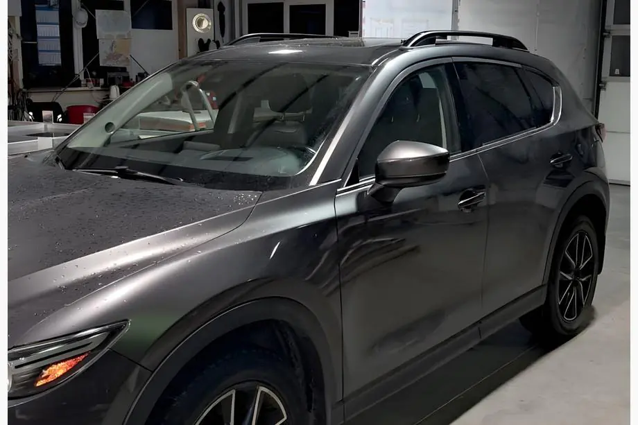 Mazda CX-5 2017–2025 Dachreling Skyport Schwarz (2 Stk) Image