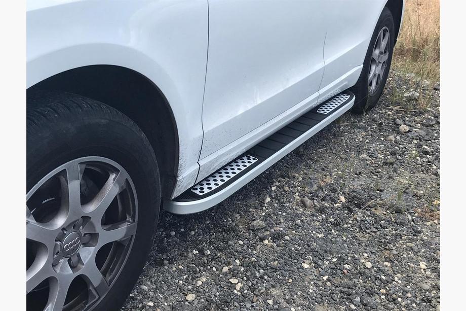 Audi Q5 2008-2017 Seitenschweller Tayga V2 (2 Stk., Aluminium) Image