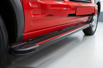 Ford Connect 2002–2006 Seitenschweller Maya Red (2 Stk., Aluminium) Foto 1