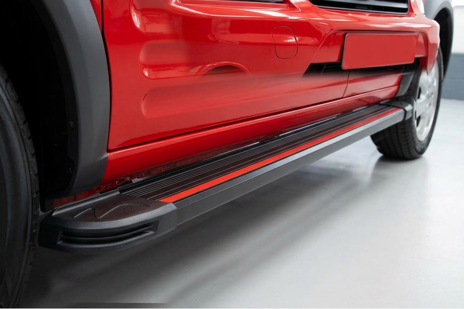 Ford Connect 2006–2009 Seitenschweller Maya Red (2 Stk., Aluminium) Image