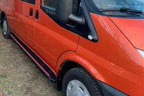 Ford Transit 2000–2014 Seitenschweller Maya Red (2 Stk., Aluminium) L3/L4 (lang) Foto 1