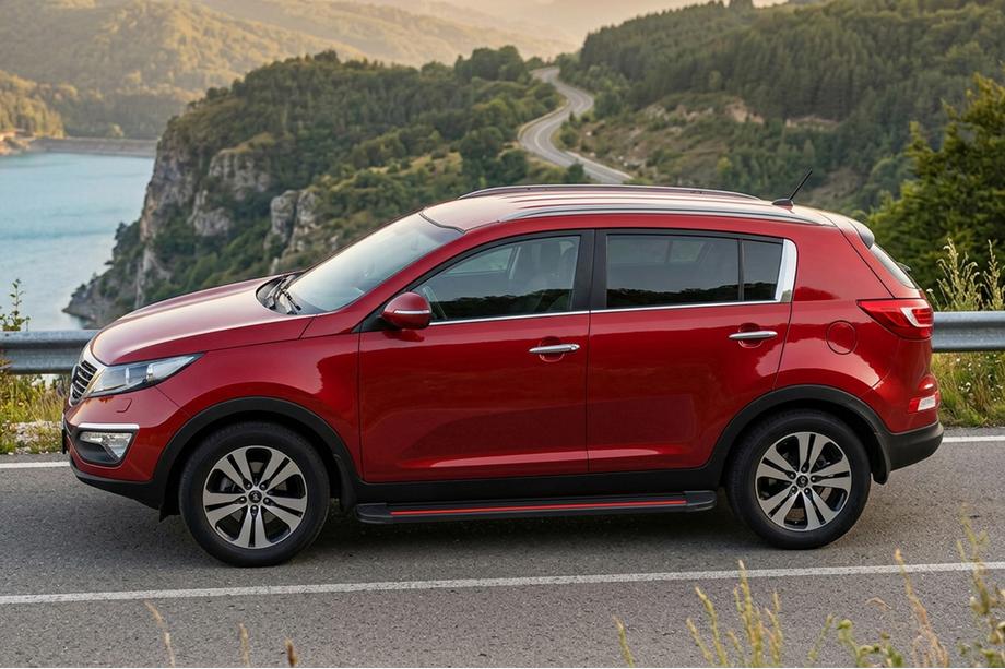 Kia Sportage 2010-2015 Trittbretter Maya Red-Black (2 Stk., Aluminium) Image