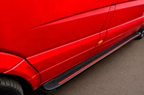Mercedes Sprinter W906 2006–2018 Seitenschweller Maya Red (2 Stk., Aluminium) Foto 3