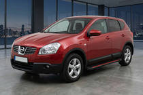 Nissan Qashqai 2007-2010 Trittbretter Maya Red-Black (2 Stk., Aluminium) Foto 1