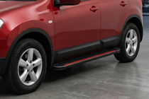 Nissan Qashqai 2010-2014 Seitenschweller Maya Red (2 Stk., Aluminium) Kurzer Radstand Foto 1