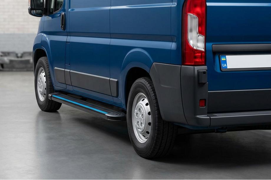 Citroen Jumper 2007-2025 Seitenschweller Maya Blue (2 Stk., Aluminium) Langer Radstand Image