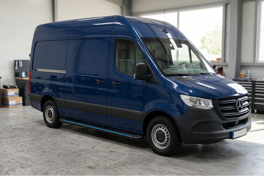 Mercedes Sprinter W907/W910 2018- Seitenschweller Maya Blue (2 Stk., Aluminium) Lang/ExtraLang Image