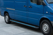 Volkswagen LT 1995-2006 Seitenschweller Maya Blue (2 Stk., Aluminium) Foto 1