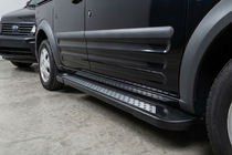 Ford Connect 2010-2013 Seitenschweller New Vision Black (2 Stk., Aluminium) Foto 1