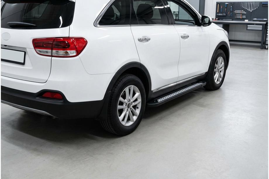 Kia Sorento III UM 2014-2020 Seitenschweller New Vision Black (2 Stk., Aluminium) Image