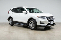 Nissan X-trail T32/Rogue 2014-2021 Seitenschweller New Vision Black (2 Stk., Aluminium) Foto 1