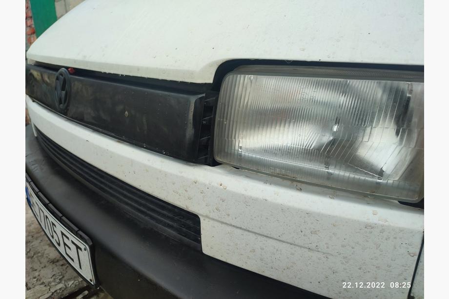 Volkswagen T4 Transporter 1990-2003 Winterabdeckung für Kühlergrill Glanzend für schräge Front Foto 4